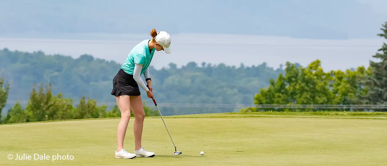 Amy-Lyon-Putt-18-Julie-Dale-©